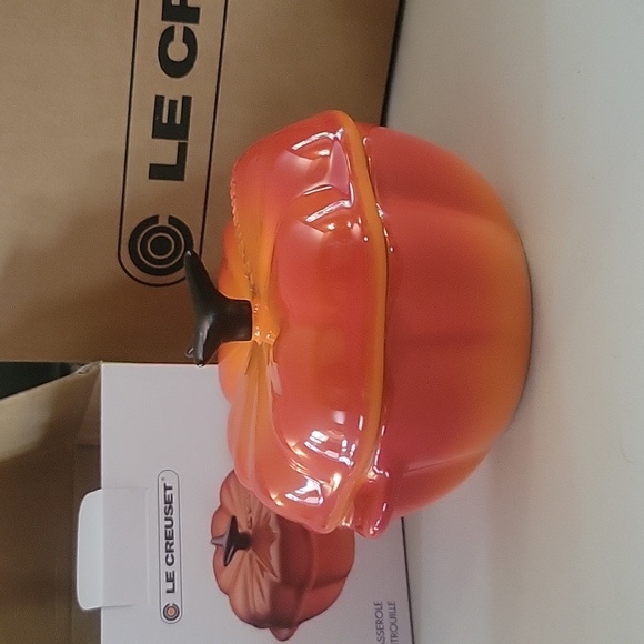Le Creuset Harvest Collection Pumpkin - Picture 7 of 7